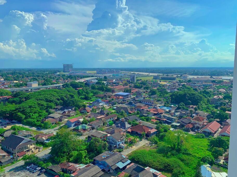 Netflix 2 Bedroom Troika Kota Bharu Homestay 1812 Экстерьер фото
