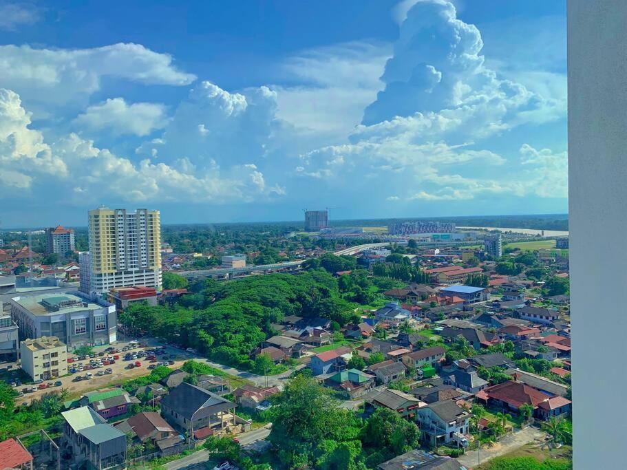 Netflix 2 Bedroom Troika Kota Bharu Homestay 1812 Экстерьер фото
