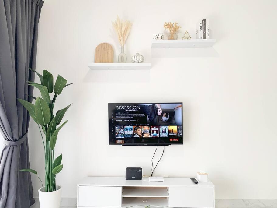 Netflix 2 Bedroom Troika Kota Bharu Homestay 1812 Экстерьер фото